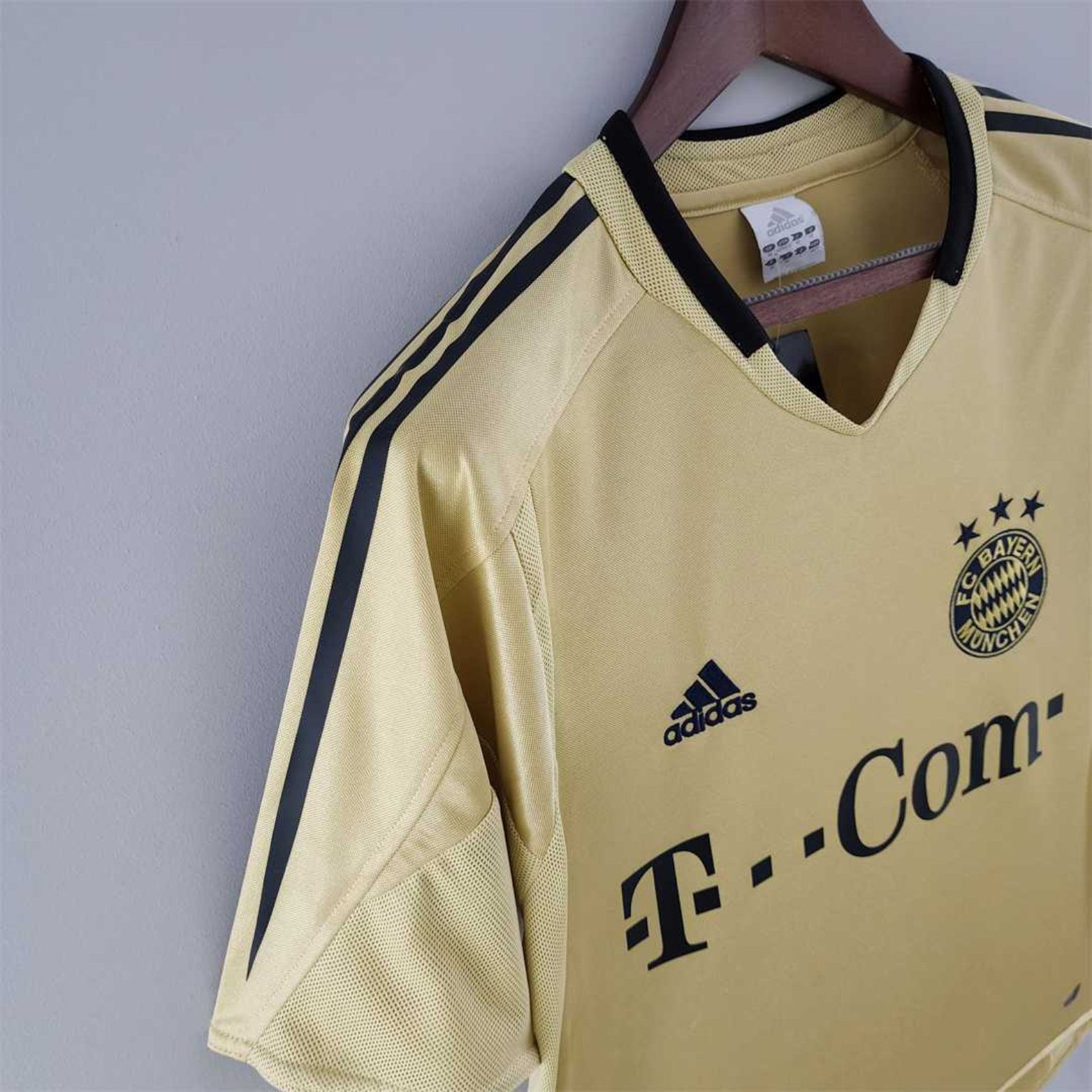 Bayern Munich Away Shirt 2004/05