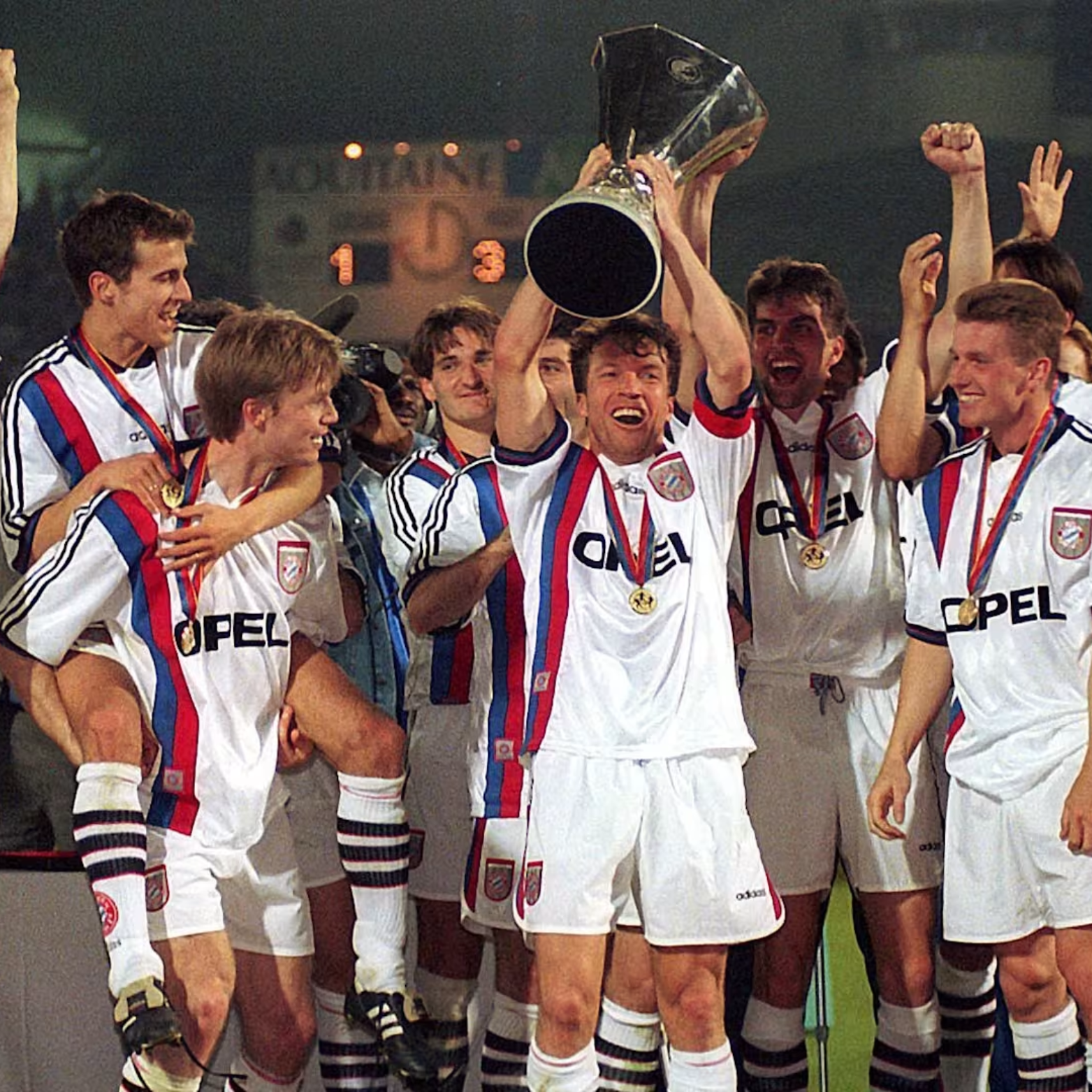 Bayern Munich Away Shirt 1996/98