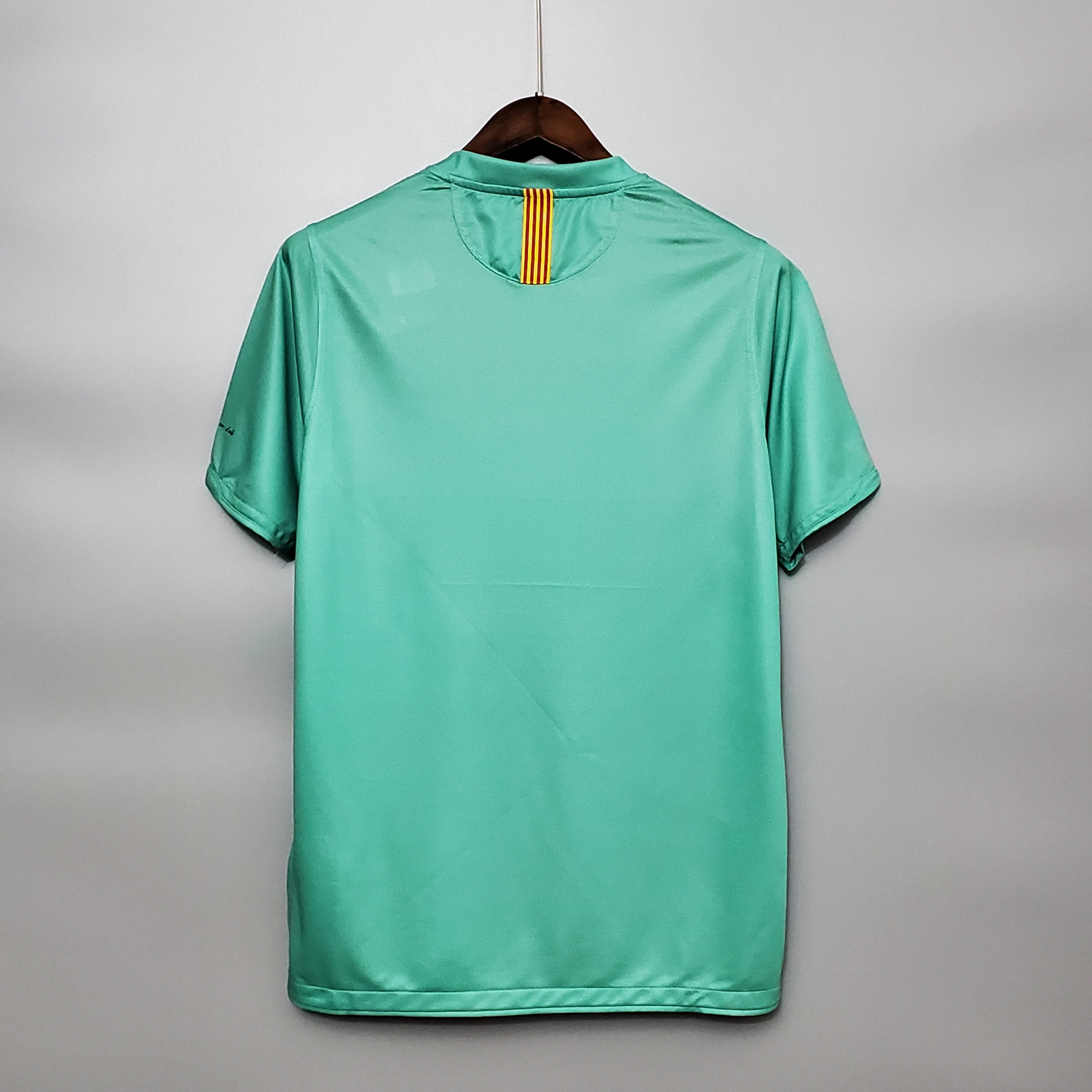 BARCELONA AWAY RETRO 2010 / 2011