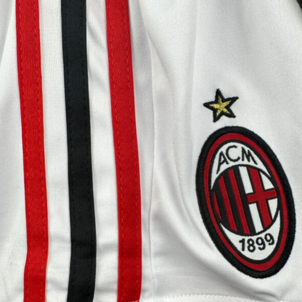 (KIDS) RETRO AC MILAN AWAY SHIRT & SHORTS 2006/07