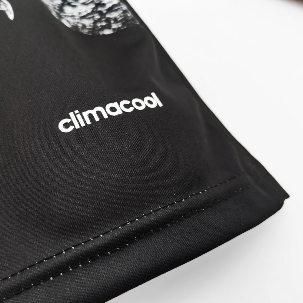 RETRO REAL MADRID 'RONALDO 7' LEGENDS 'DRAGON' THIRD SHIRT 2014/15