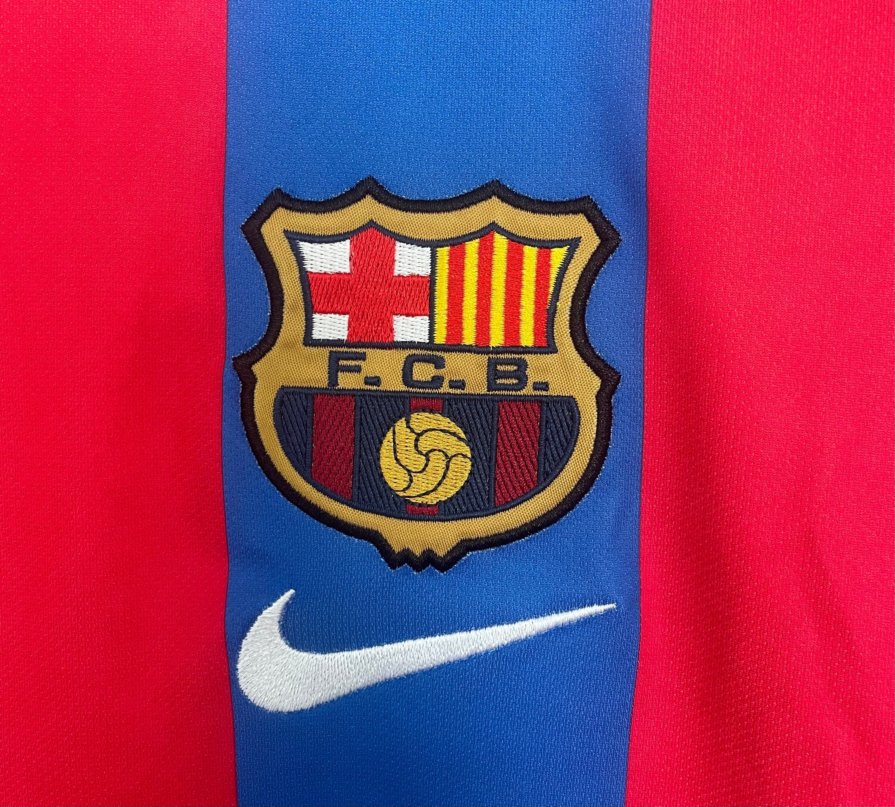 Barcelona Home Shirt - 2001-2002
