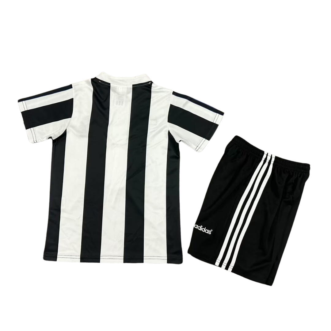 Newcastle Heimtrikot 1995-1997 - KINDERSET