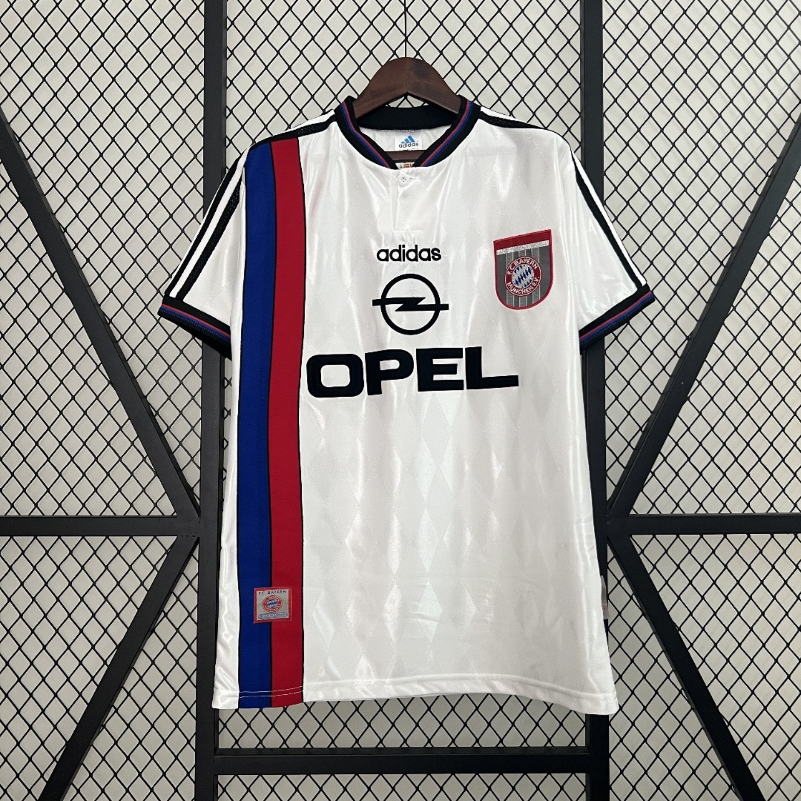 Bayern Munich Away Shirt 1996/98