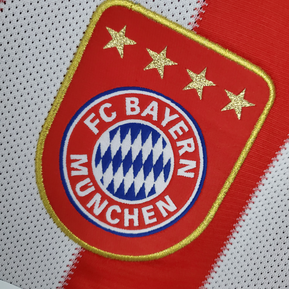 RETRO BAYERN MUNICH 'ROBBEN 10' LEGENDS HOME SHIRT 2010/11