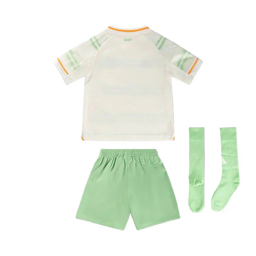 Het derde tenue van Celtic Kids voor het seizoen 2025-26.