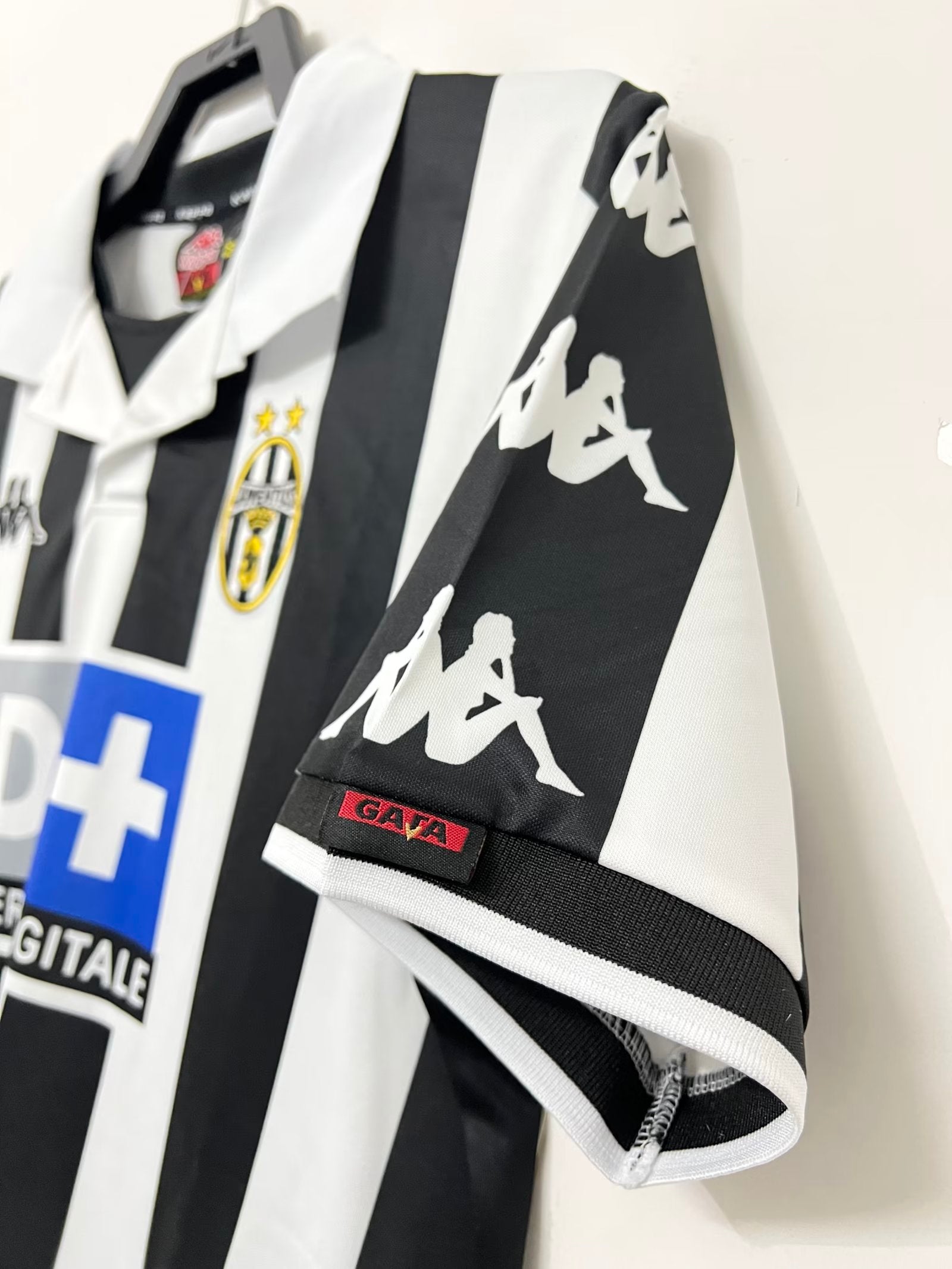 Juventus Home Shirt - 1999-2000