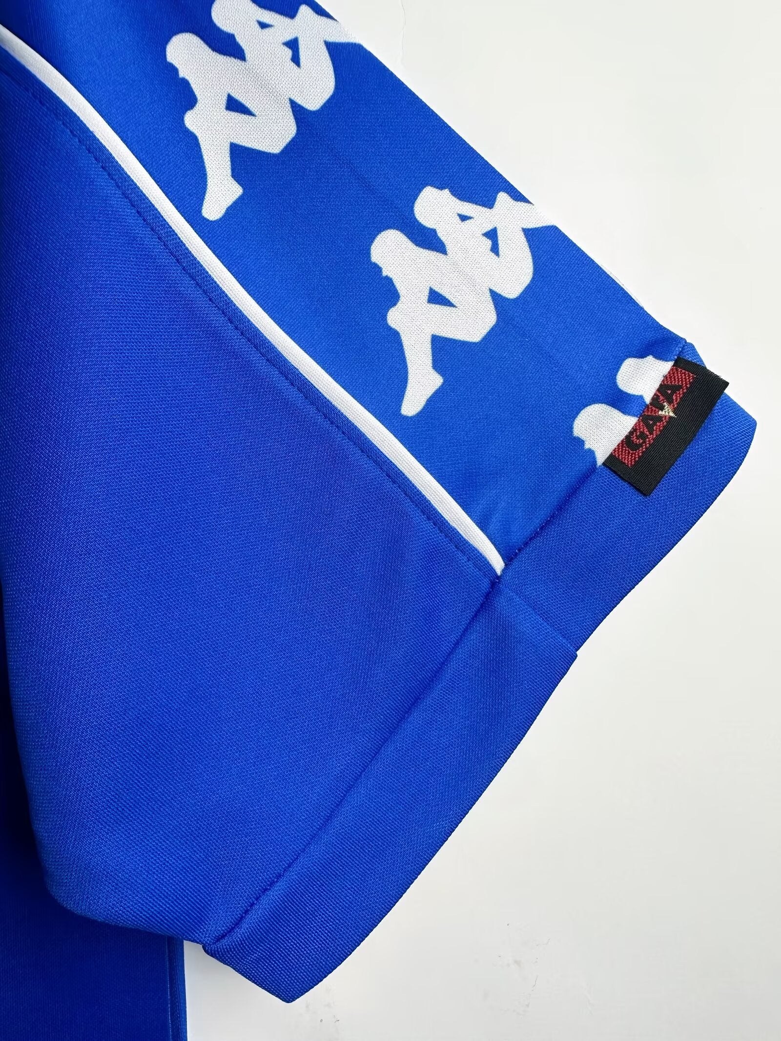 Juventus away shirt - 1999-2000