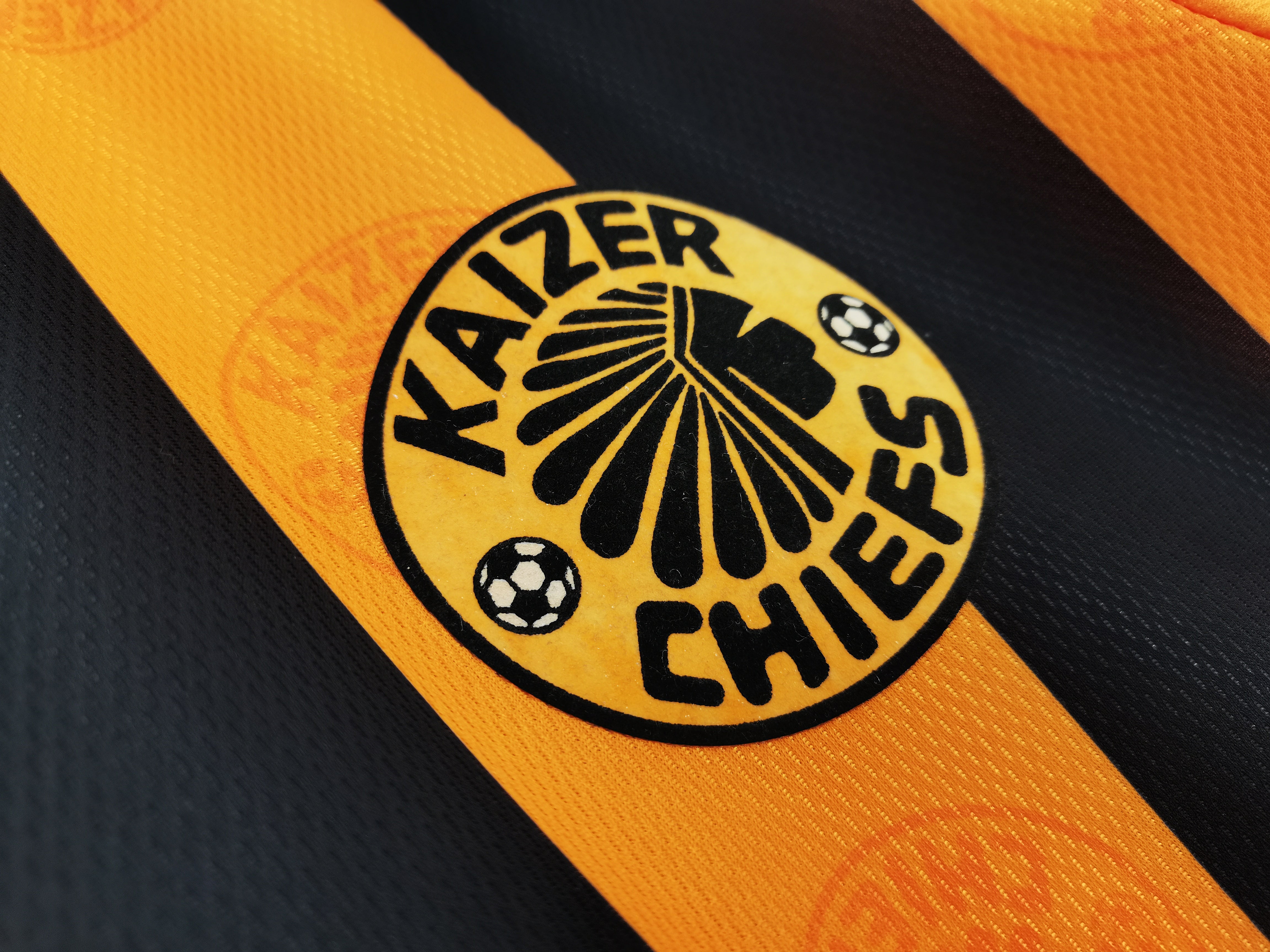 Kaizer Chiefs Home Shirt - 1998