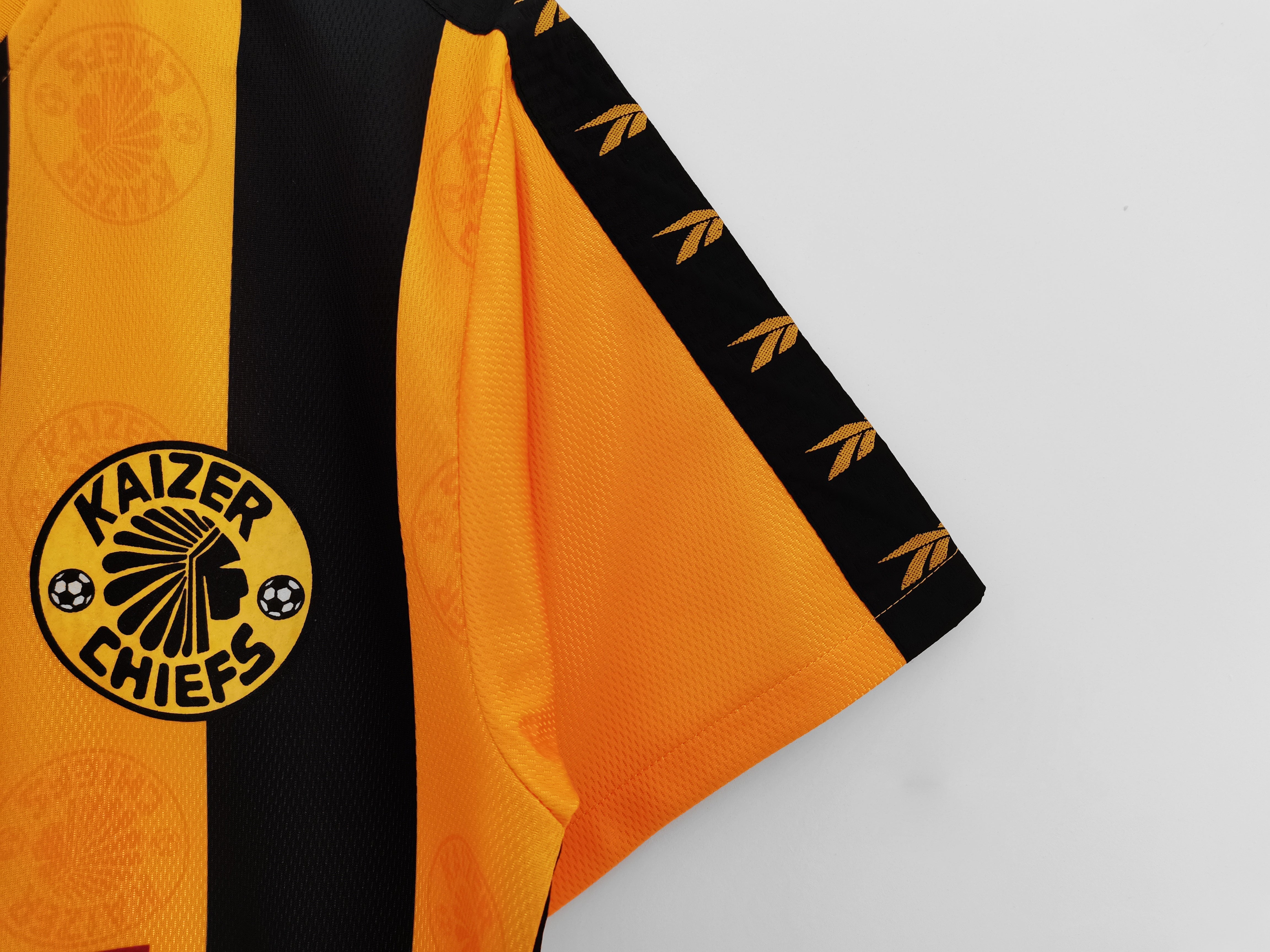 Kaizer Chiefs Home Shirt - 1998