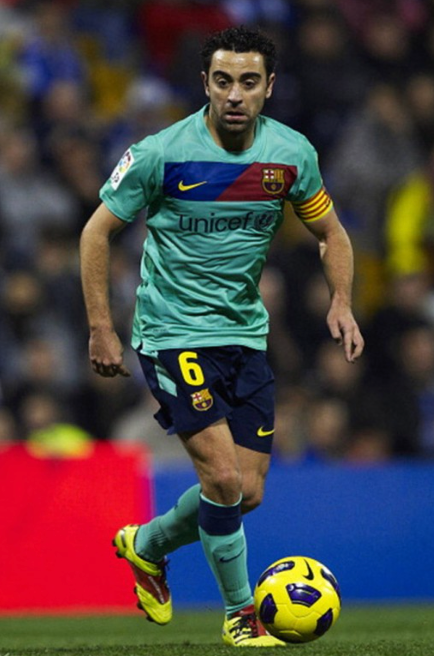BARCELONA AWAY RETRO 2010 / 2011