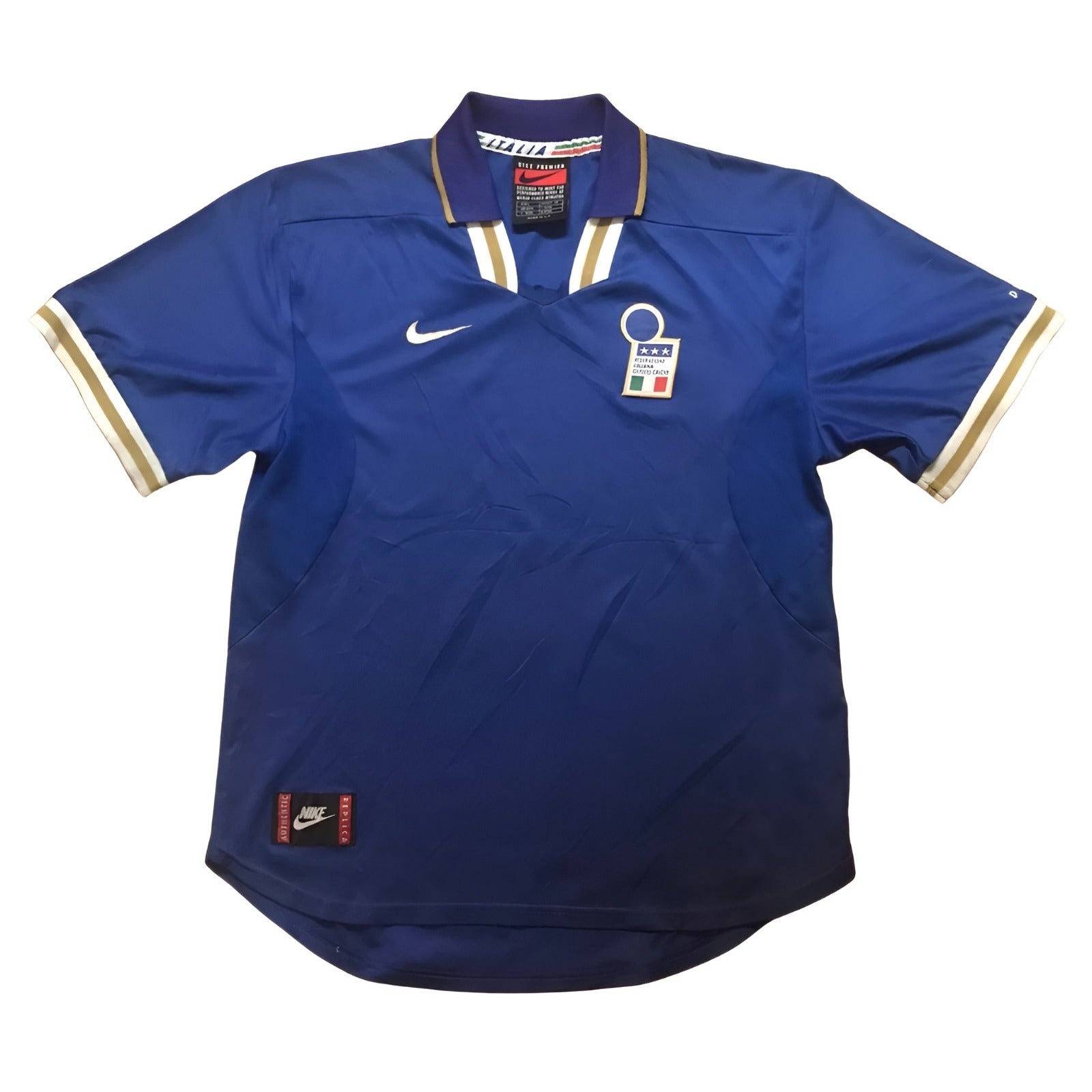 Retro Italy Home Shirt 1996 Football Shirt