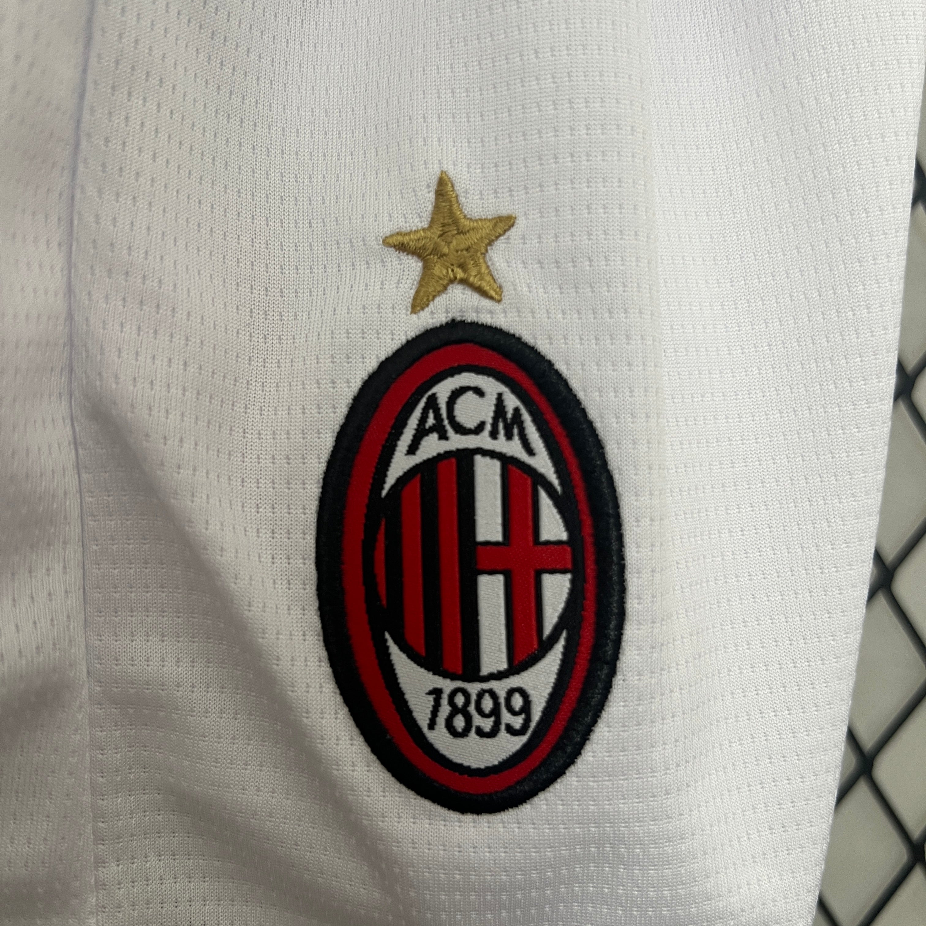 AC Milan kindervoetbaltenue 2024/25 Thuis