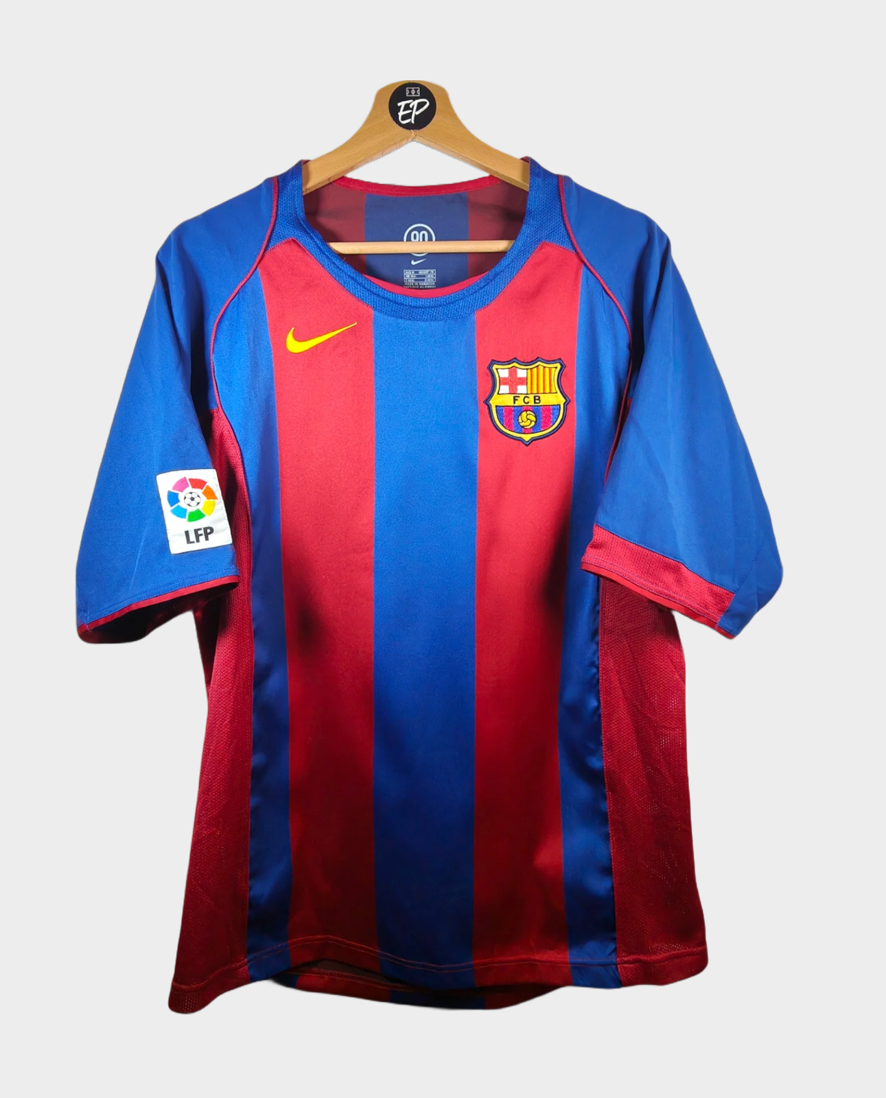 Barcelona Retro 2004-05 Home Jersey